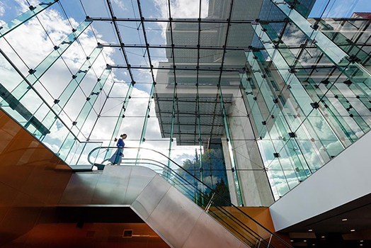 როგორ შეამსუბუქოთ ფინანსური ტვირთი? 3-თვიანი საშეღავათო პერიოდი