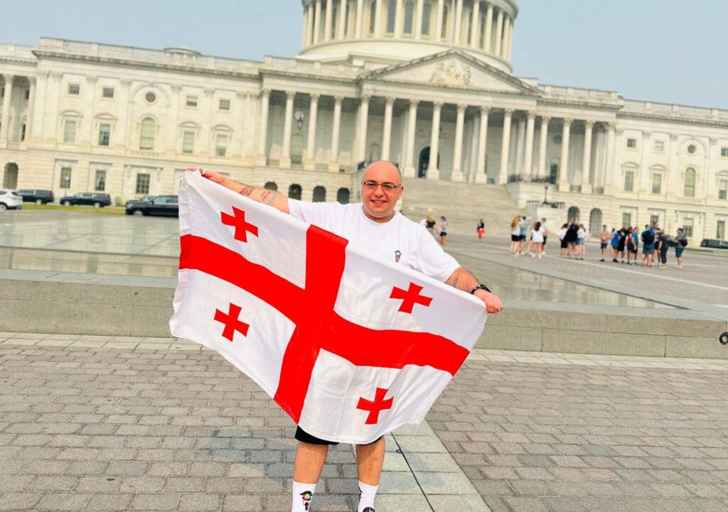 10 წელი ამერიკაში: როგორ გახდა გიორგი ნიკოლაიშვილი გზამკვლევი?