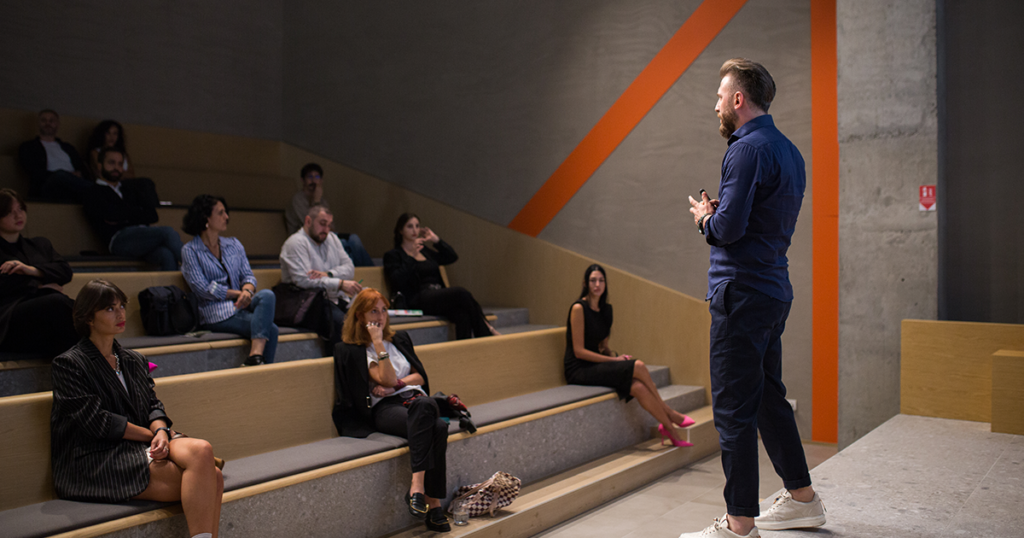 ფინანსების მართვის საიდუმლოებები: მასტერკლასი ბიზნესისთვის