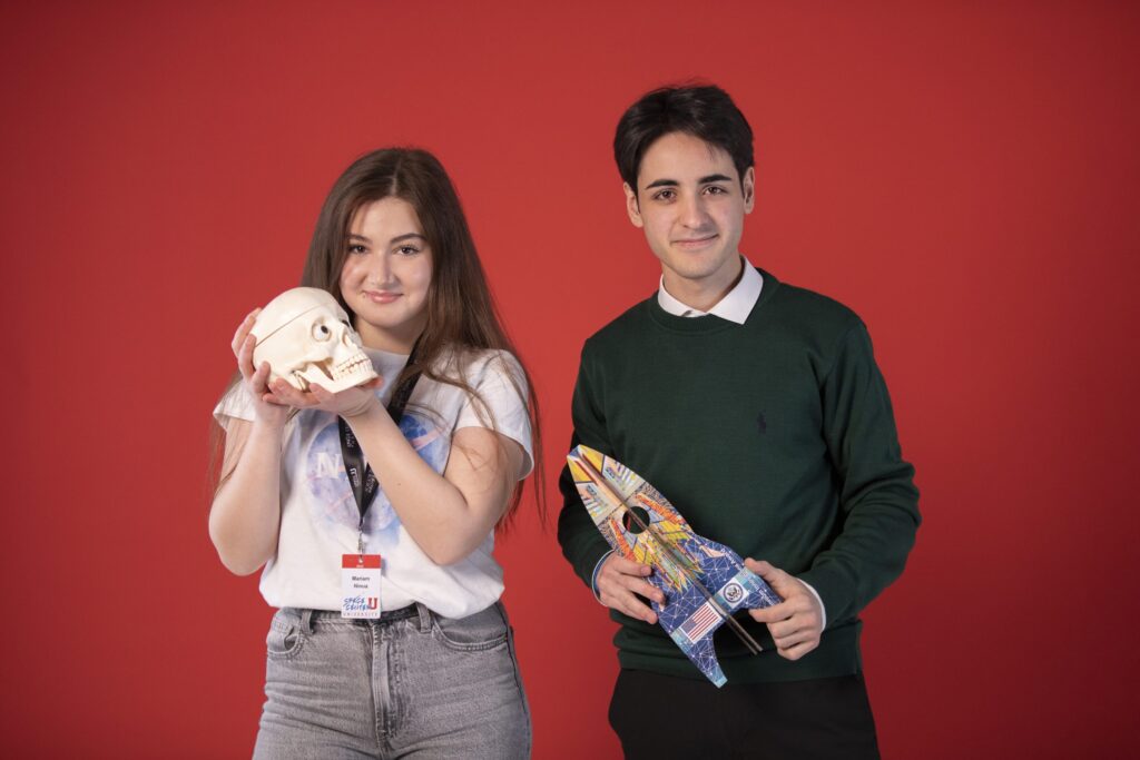 რატომ უნდა ისწავლო STEM სკოლაში: 5 მიზეზი