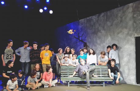 თეატრალური წარმოდგენა „ჰელადოსი“