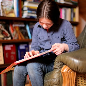 „სიცოცხლის ხის“ დაფინანსებით შშმ ბავშვებისთვის სასკოლო ბიბლიოთეკა მოეწყო